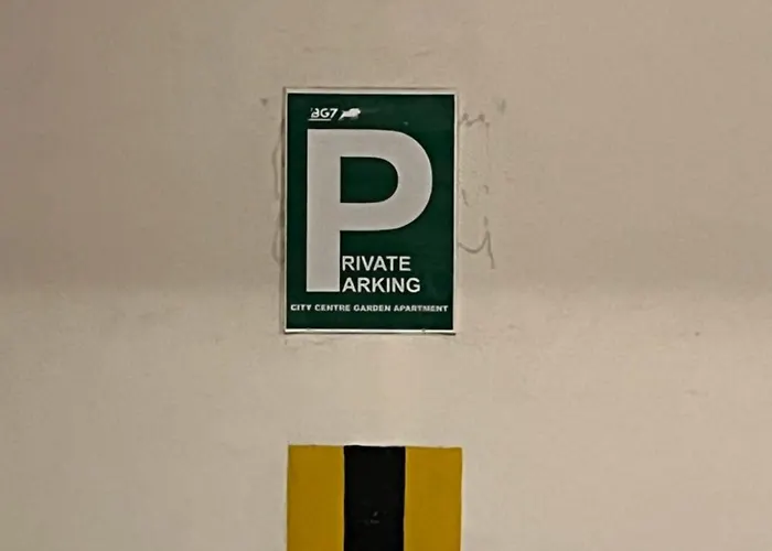 Centre With Parking